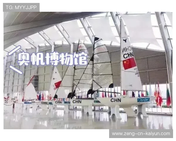 多地组织学生参观帆船基地并体验岸上模拟训练